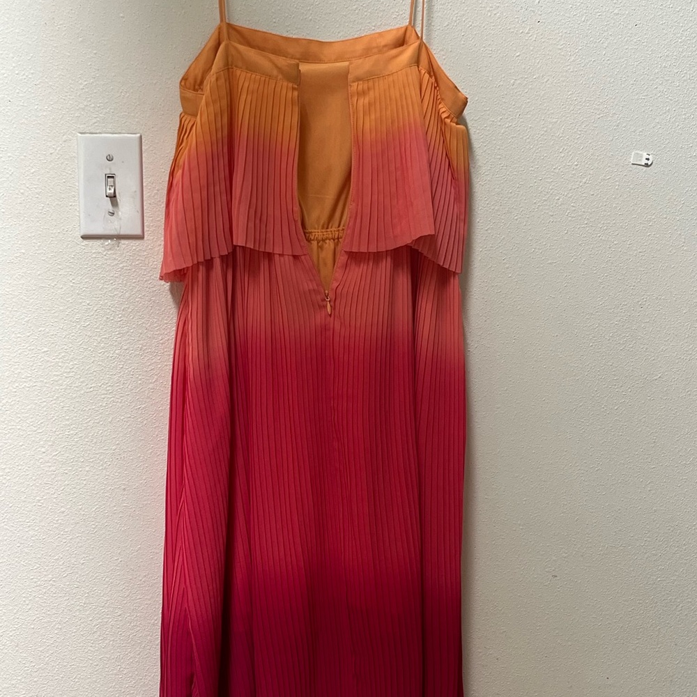 Leith Orange Pleated Midi Dress - Picture 4 of 8